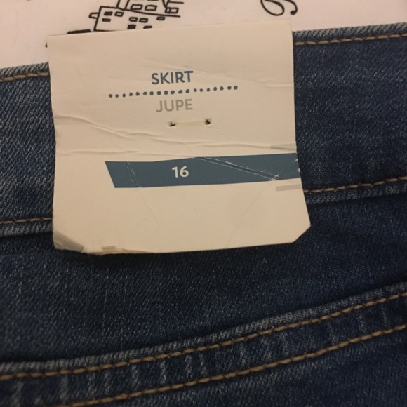 New skirt - Picture 3 of 4